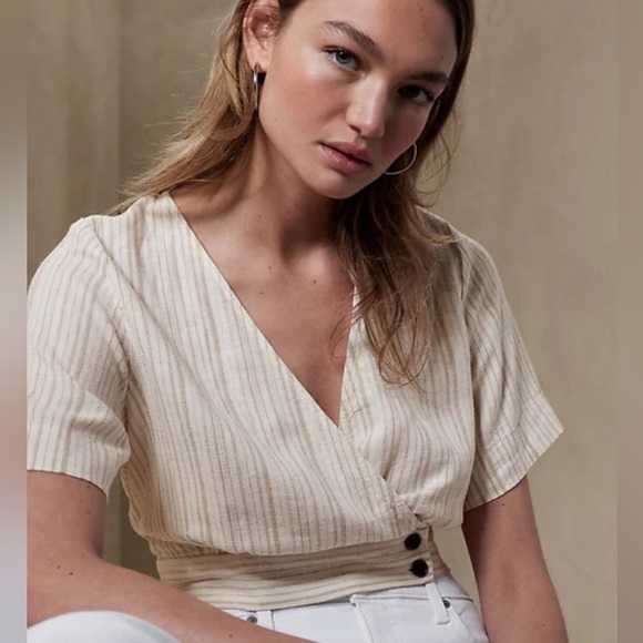 Banana Republic Tops - Banana Republic Linen Blend Blouse Top Size Medium Neutral Capsule Striped Beige